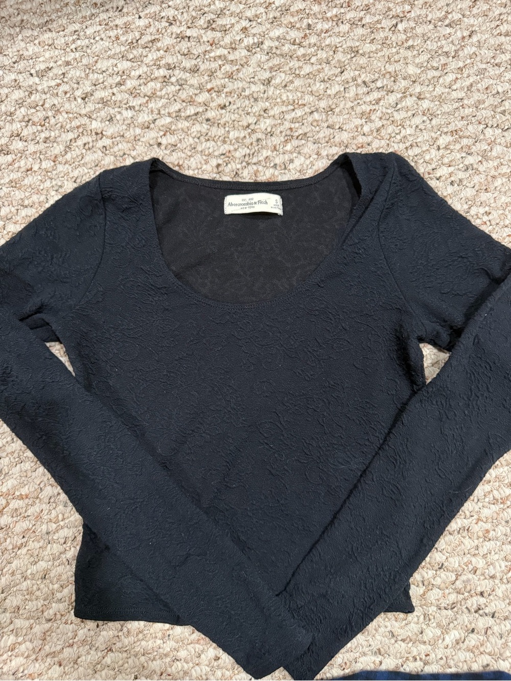 Abercrombie & Fitch Textured Black Long Sleeve Scoop Top
